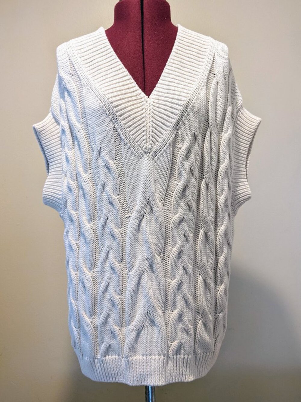 Basin and Range Cable Knit Sweater Vest, Cream, Size Large, Oversized Cozy Layer